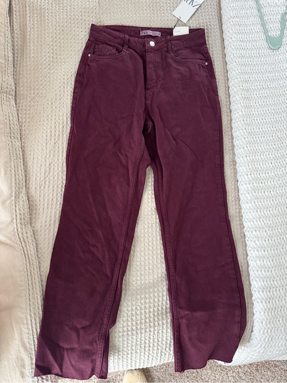 Zara Wide-Leg Jeans in Deep Burgundy